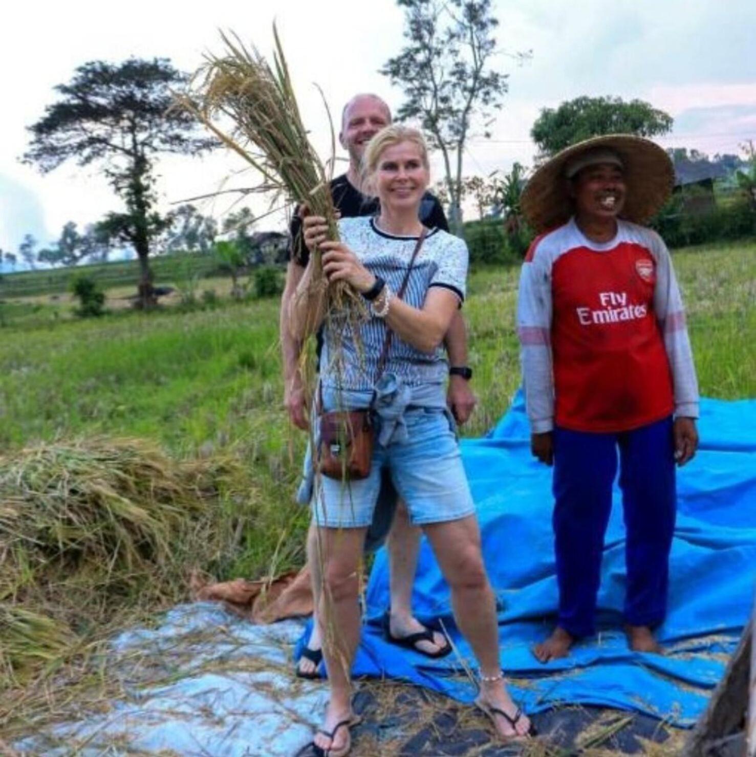 Bujak Permai Villa Matahari Lombok Ntb Praya Buitenkant foto